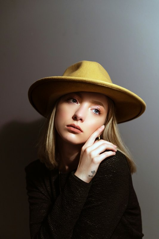 Sophie J.